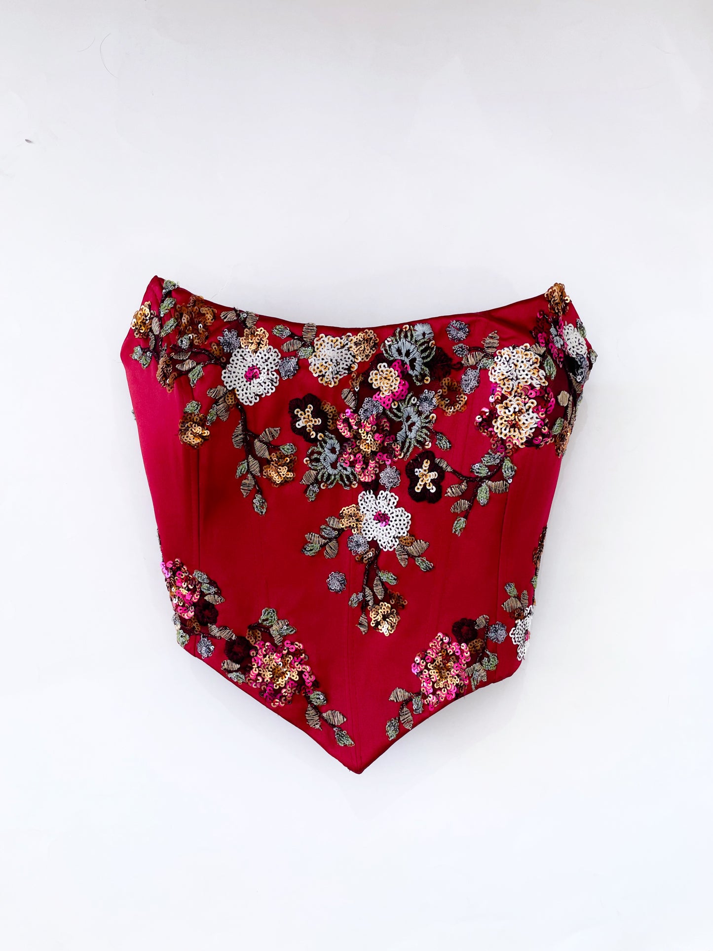 Muestra Corset Florencia guinda talla 4-6