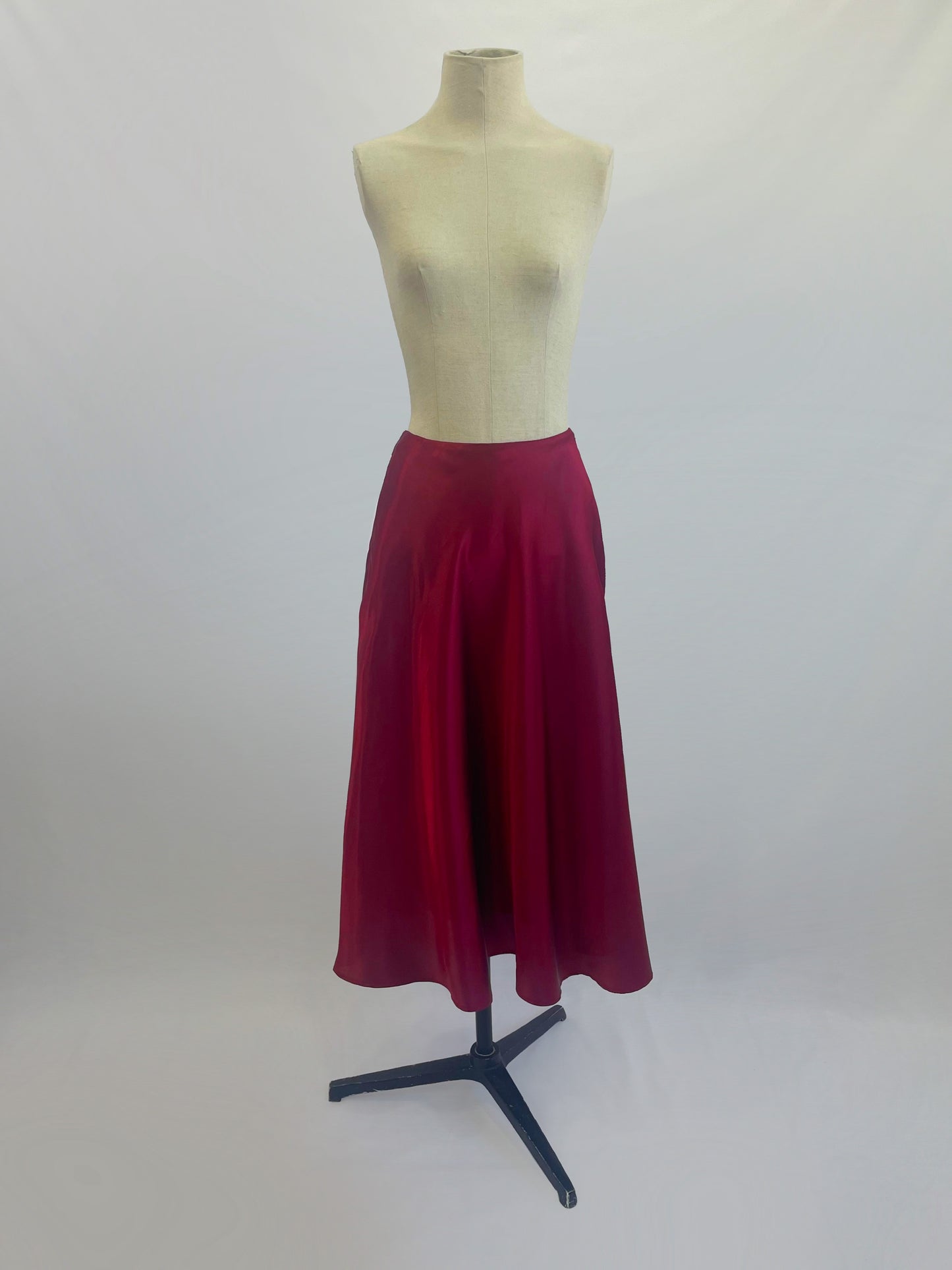 Falda Eos Guinda