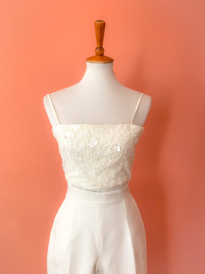 Sample of ivory 3D flower top size 6